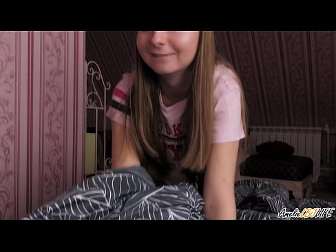 ❤️ Blondie souse BFF li a pwofondman epi li pran kom nan bouch li ❤️ Videyo sèks nan nou